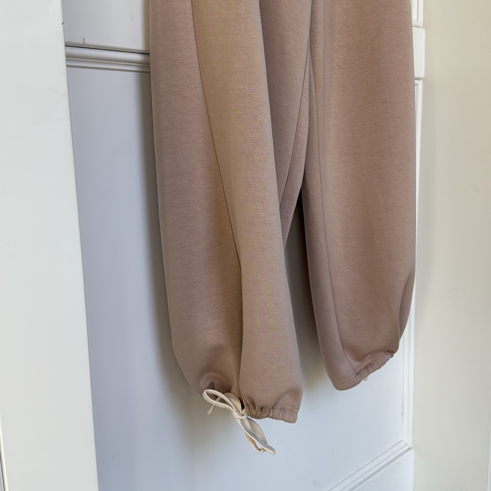 NAP Loungewear Oversized Wide Leg Pants With Tie Hem Tan Color Womens Size Large - Picture 3 of 16